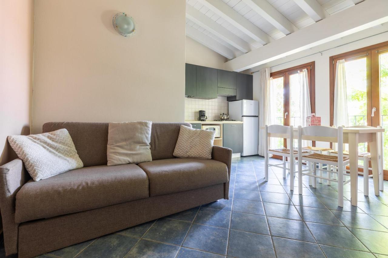 Residence Il Melograno Manerba del Garda Eksteriør bilde