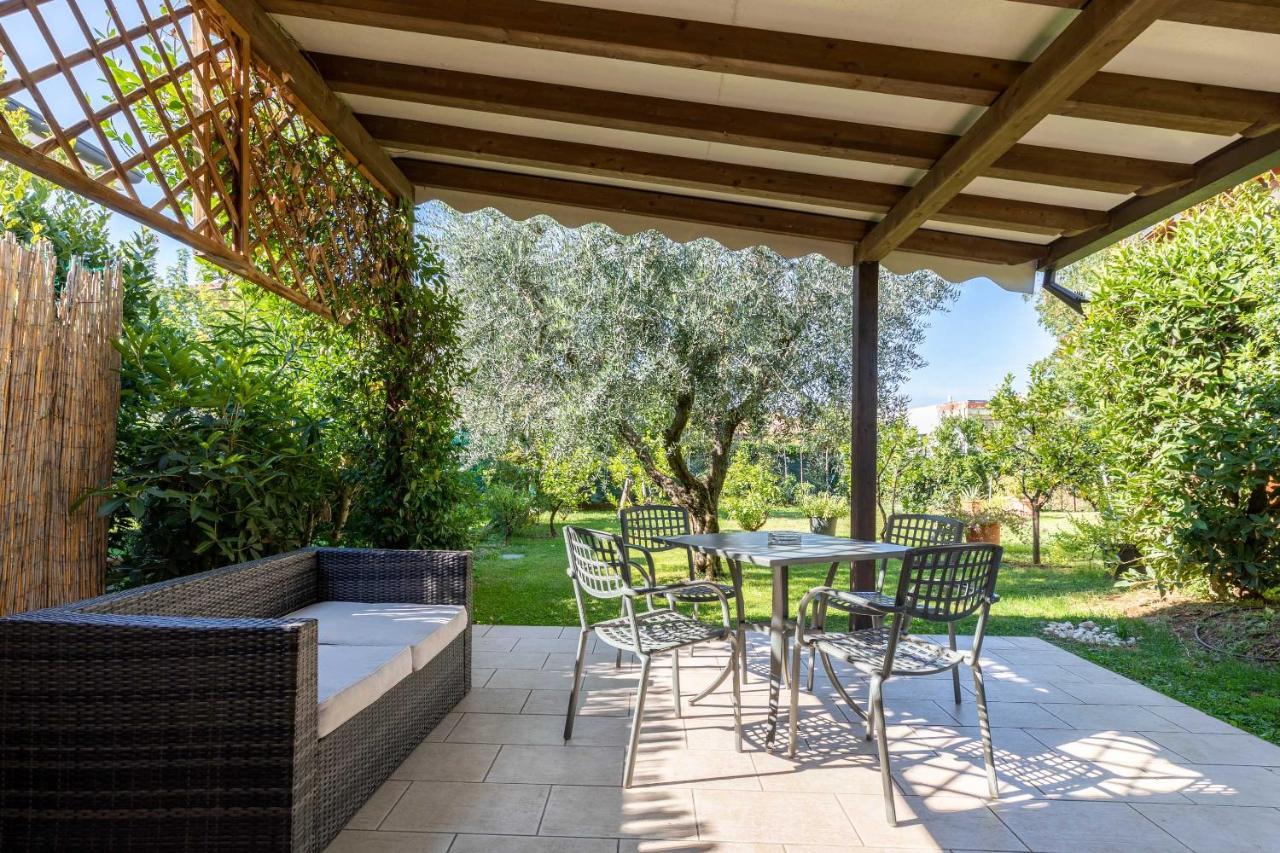 Residence Il Melograno Manerba del Garda Eksteriør bilde