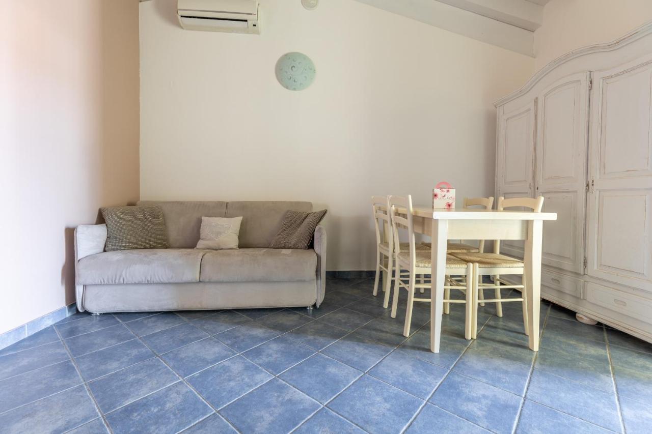 Residence Il Melograno Manerba del Garda Eksteriør bilde