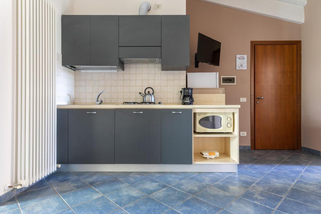 Residence Il Melograno Manerba del Garda Eksteriør bilde
