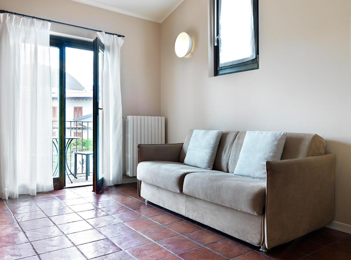 Residence Il Melograno Manerba del Garda Eksteriør bilde