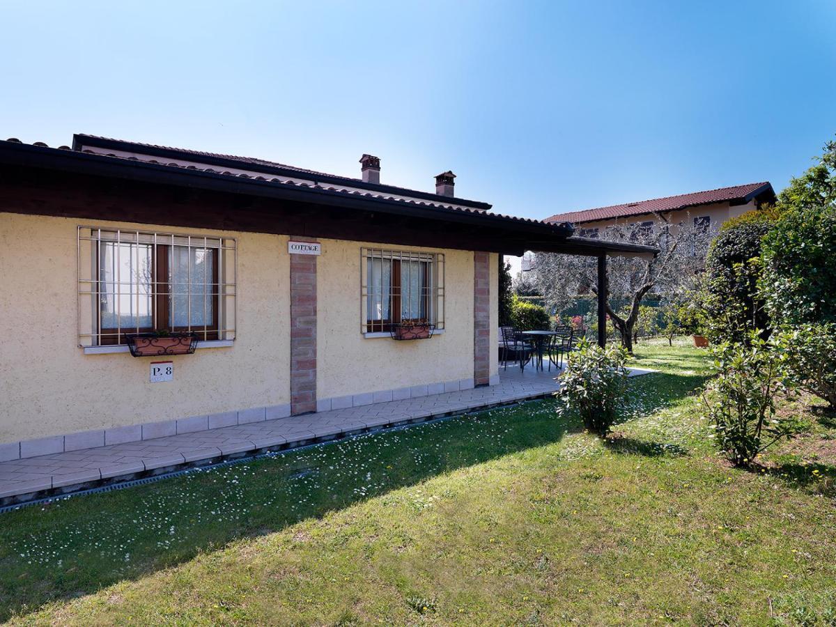 Residence Il Melograno Manerba del Garda Eksteriør bilde