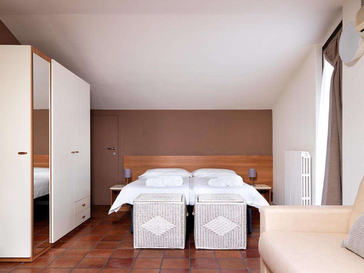 Residence Il Melograno Manerba del Garda Eksteriør bilde