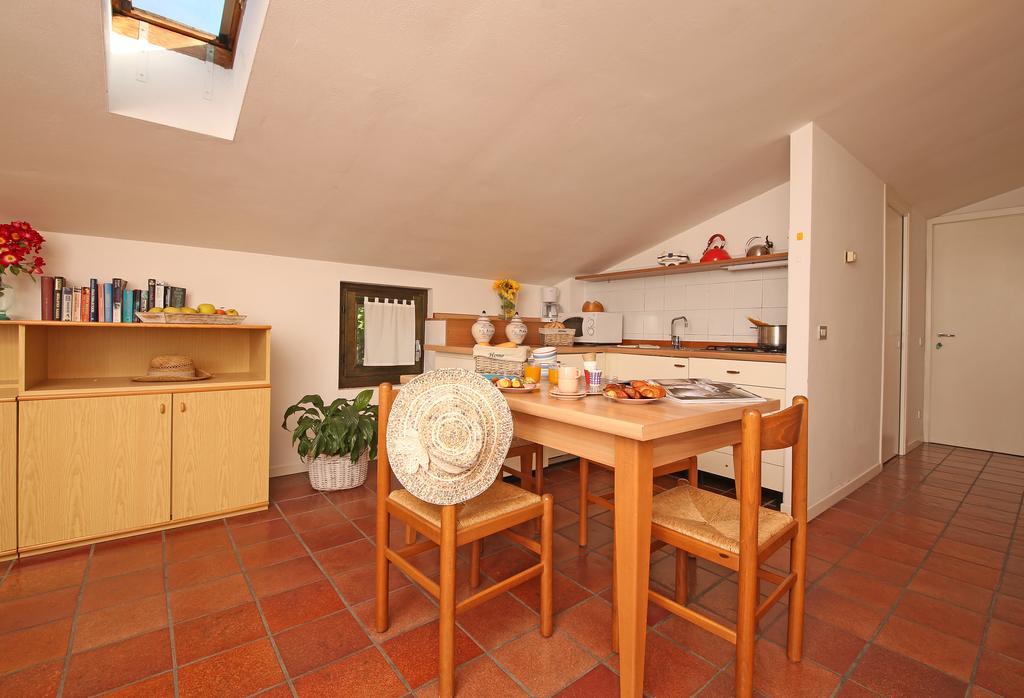 Residence Il Melograno Manerba del Garda Eksteriør bilde